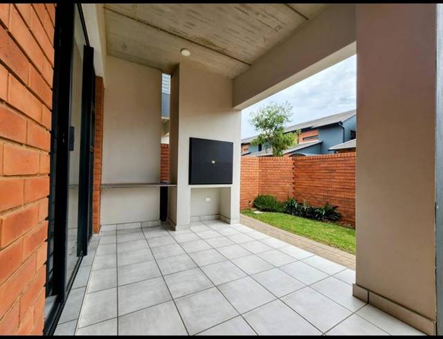 3 BEDROOM DUPLEX FOR SALE IN MONTANA